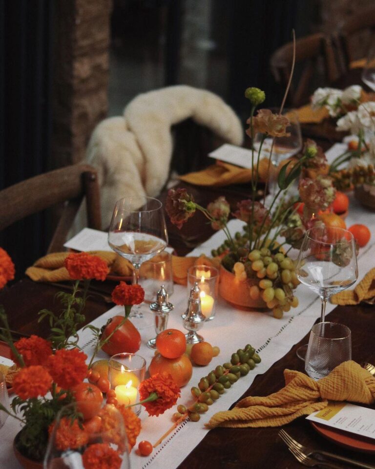 Loam table Fall and florals